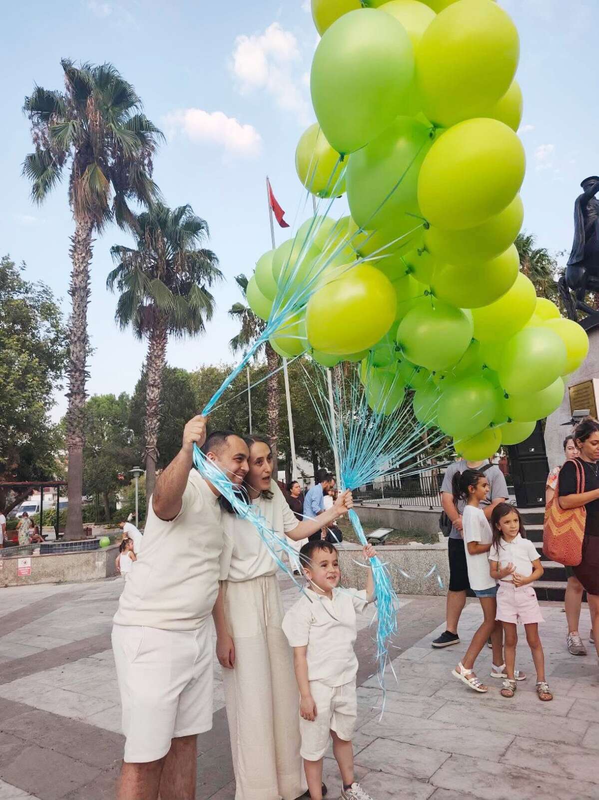 Milas’ın Dayanışması Göktuğ’a Umut Oldu: Balonlar Mutluluk İçin Havalandı 2